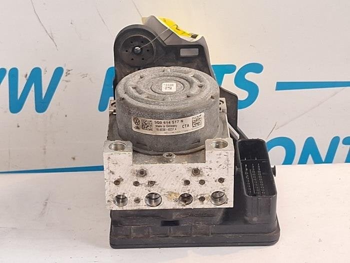 ABS Pomp van een Audi A3, Auto-onderdelen, Elektronica en Kabels, Audi, Gebruikt, 3 maanden garantie, Ophalen of Verzenden