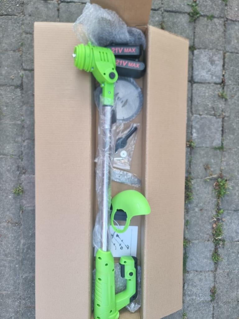 Grastrimmer met 2 accu nieuw!, Tuin en Terras, Grastrimmers, Ophalen, Accu