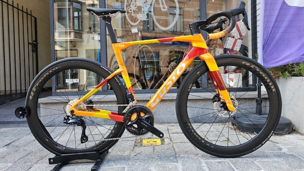 NEUF*Vélo route Gusto GTR Sport TE Disc*Di2*Roues en carbone, Enlèvement, Neuf