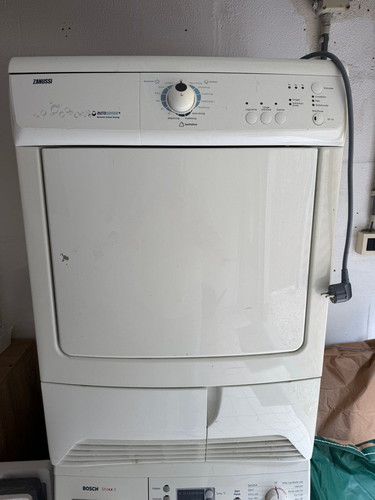 Wasdroger van het merk zanussi, Elektronische apparatuur, Ophalen, 6 tot 8 kg, Gebruikt, Voorlader