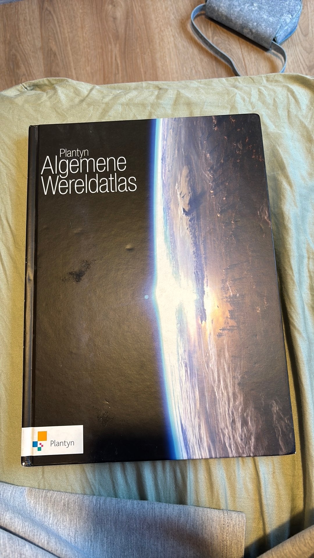 Wereldatlas, Ophalen, Zo goed als nieuw