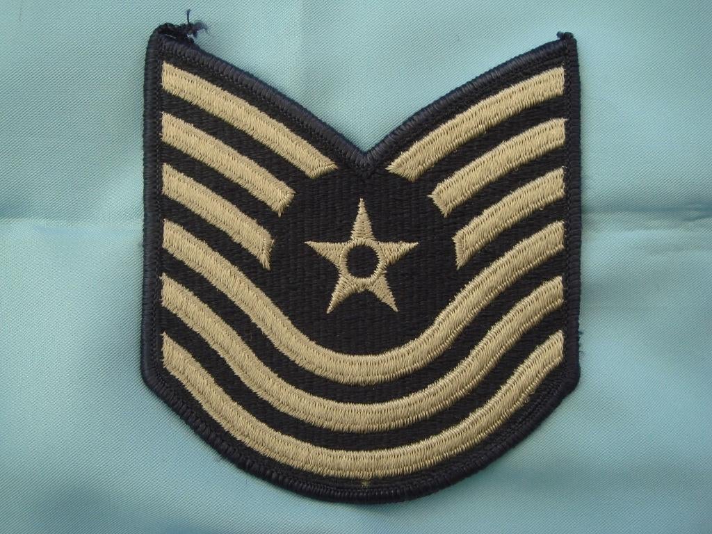 USAF # 8 - MASTER SERGEANT (1 ex), Ophalen of Verzenden, Luchtmacht, Embleem of Badge