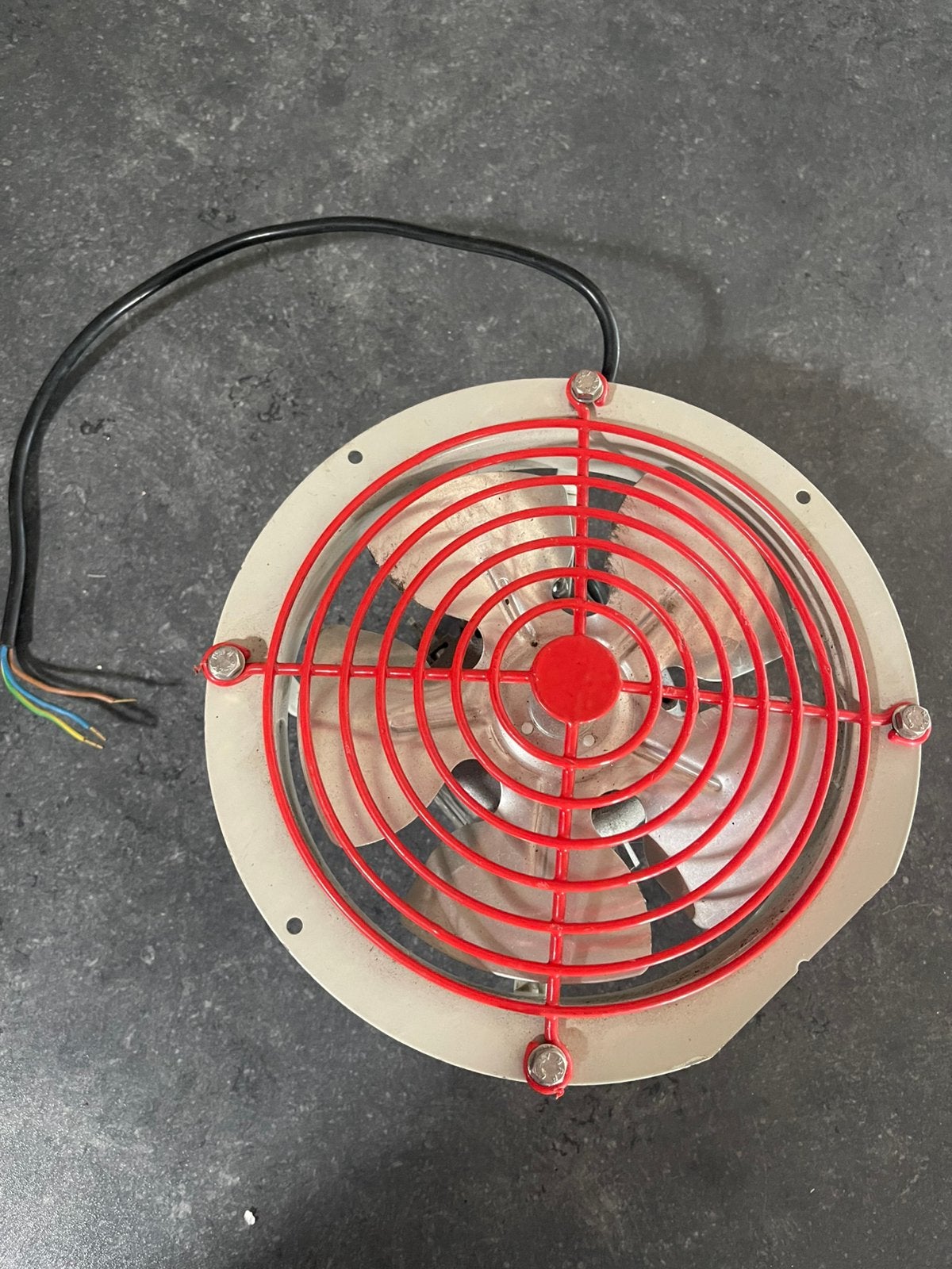 VENTILATIE 25 cm doorsnee/ voor in de muur ., Doe-het-zelf en Bouw, Ophalen, Zo goed als nieuw, Ventilator