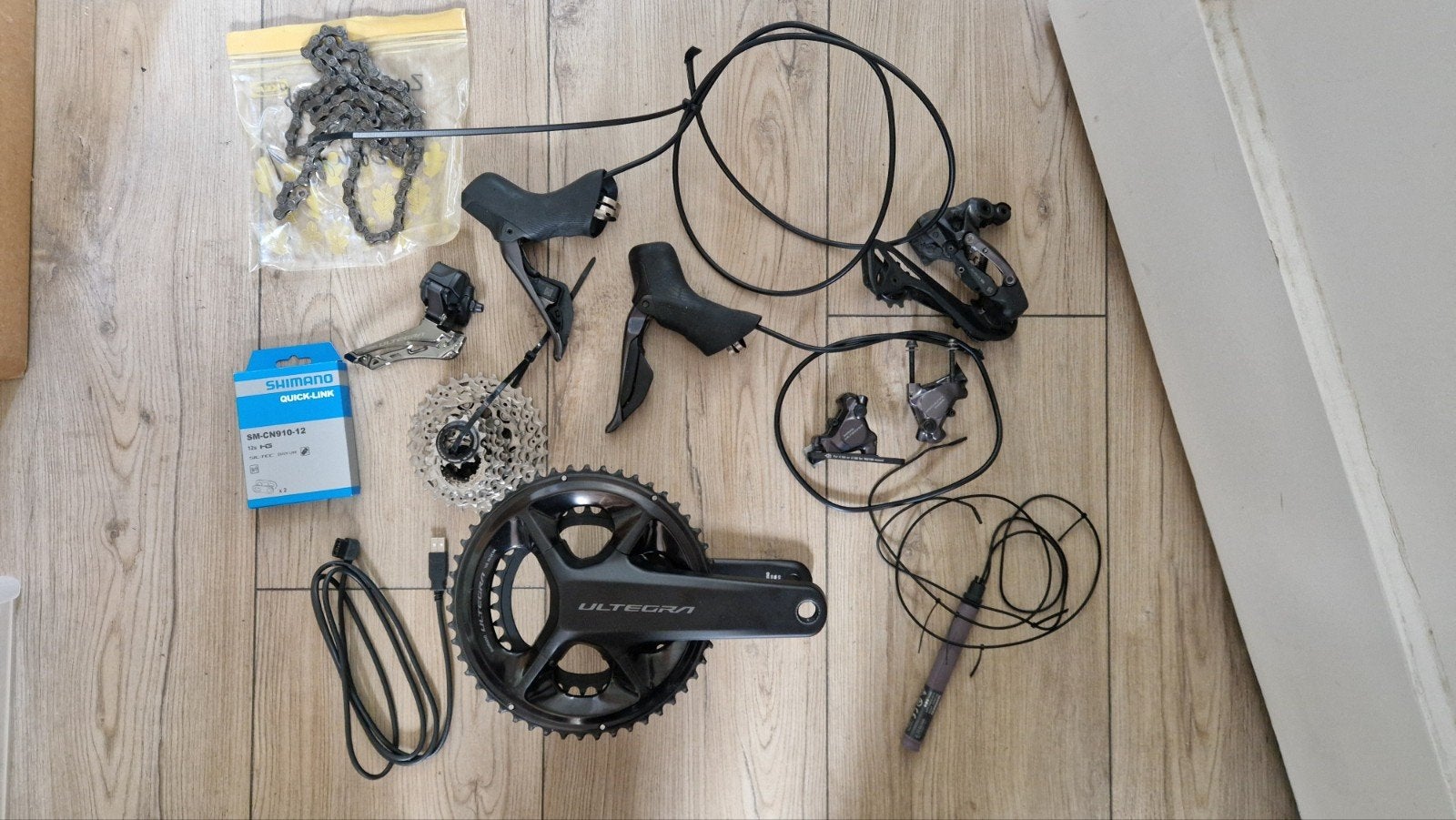 Shimano Ultegra R8170 DI2 12 spd groepset, Fietsen en Brommers, Ophalen
