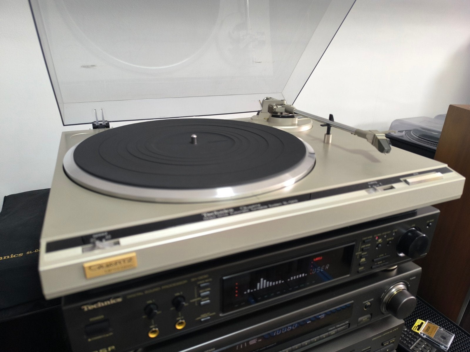 TECHNICS SL-Q210 - Quartz Control Direct-Drive Turntable, Ophalen, Automatisch, Zo goed als nieuw, Platenspeler
