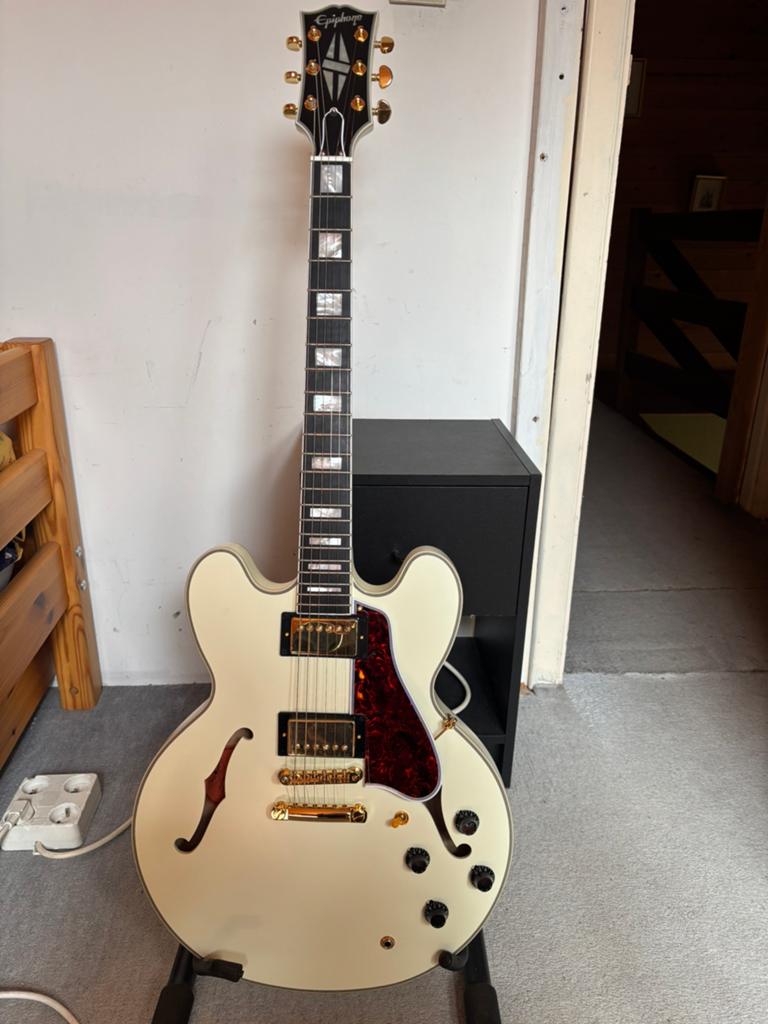 Epiphone 355 inspired by Gibson, Muziek en Instrumenten, Snaarinstrumenten | Gitaren | Elektrisch, Nieuw, Epiphone, Ophalen
