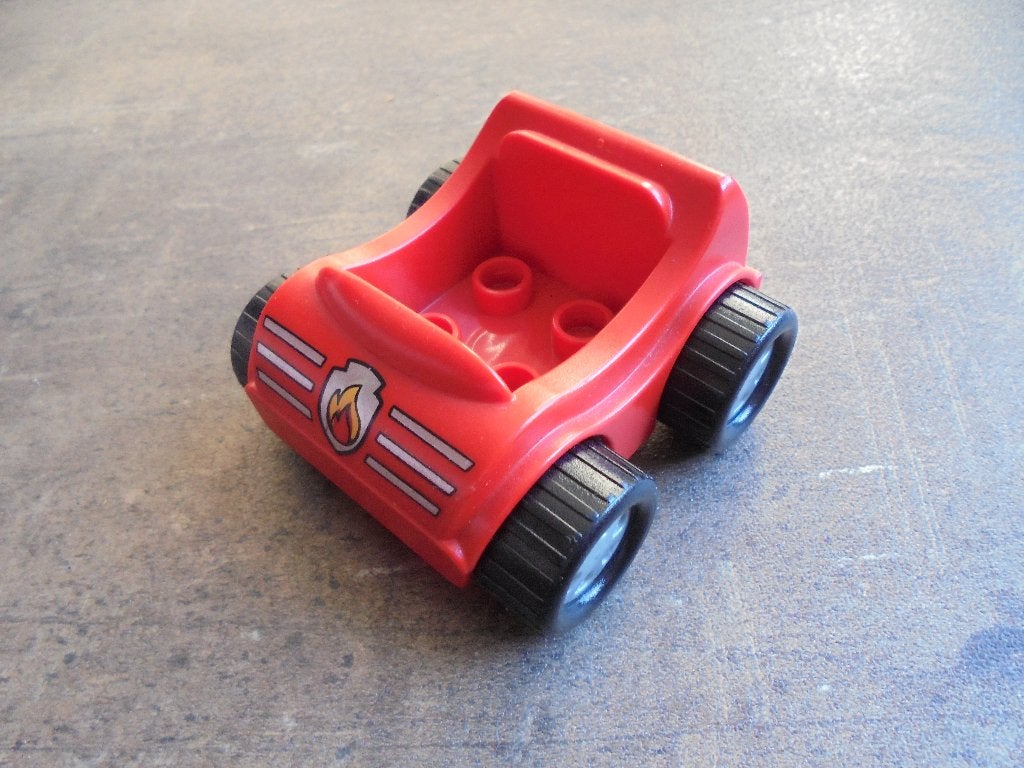 Lego Duplo Car with Molded Light Grey Wheels (zie foto's) 2, Ophalen of Verzenden, Gebruikt, Losse stenen, Duplo
