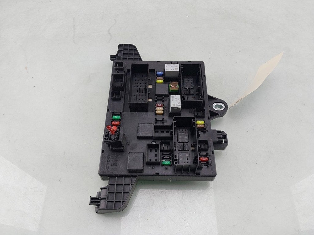 BOITIER FUSIBLES Opel Zafira Tourer (P12) (|13368652|), Dhr. J. Ham, Administratie@autoham.nl, Opel, Utilisé