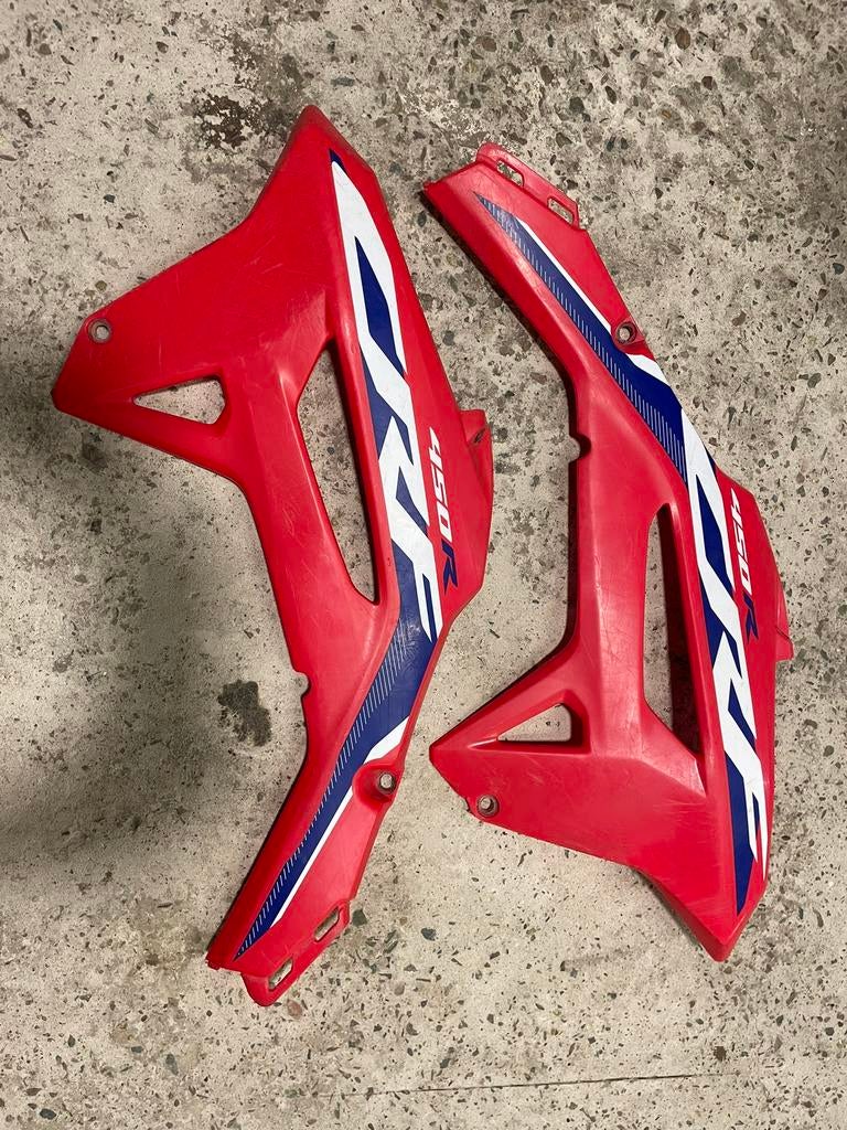 Plastique Honda, Enlèvement