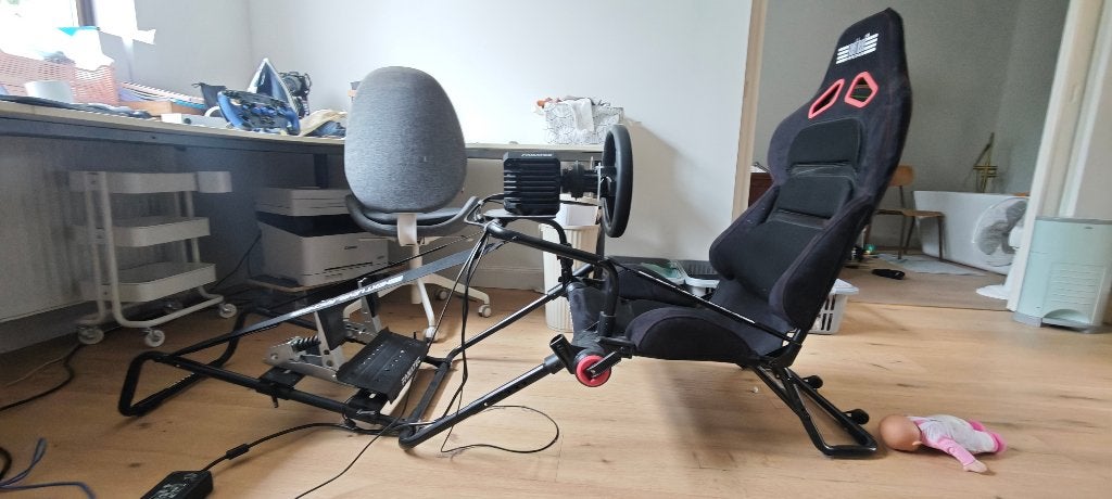 Fanatec 8 NM Bundel + GT lite pro seat + (optie) F1 stuur, Enlèvement, Utilisé, Fanatec