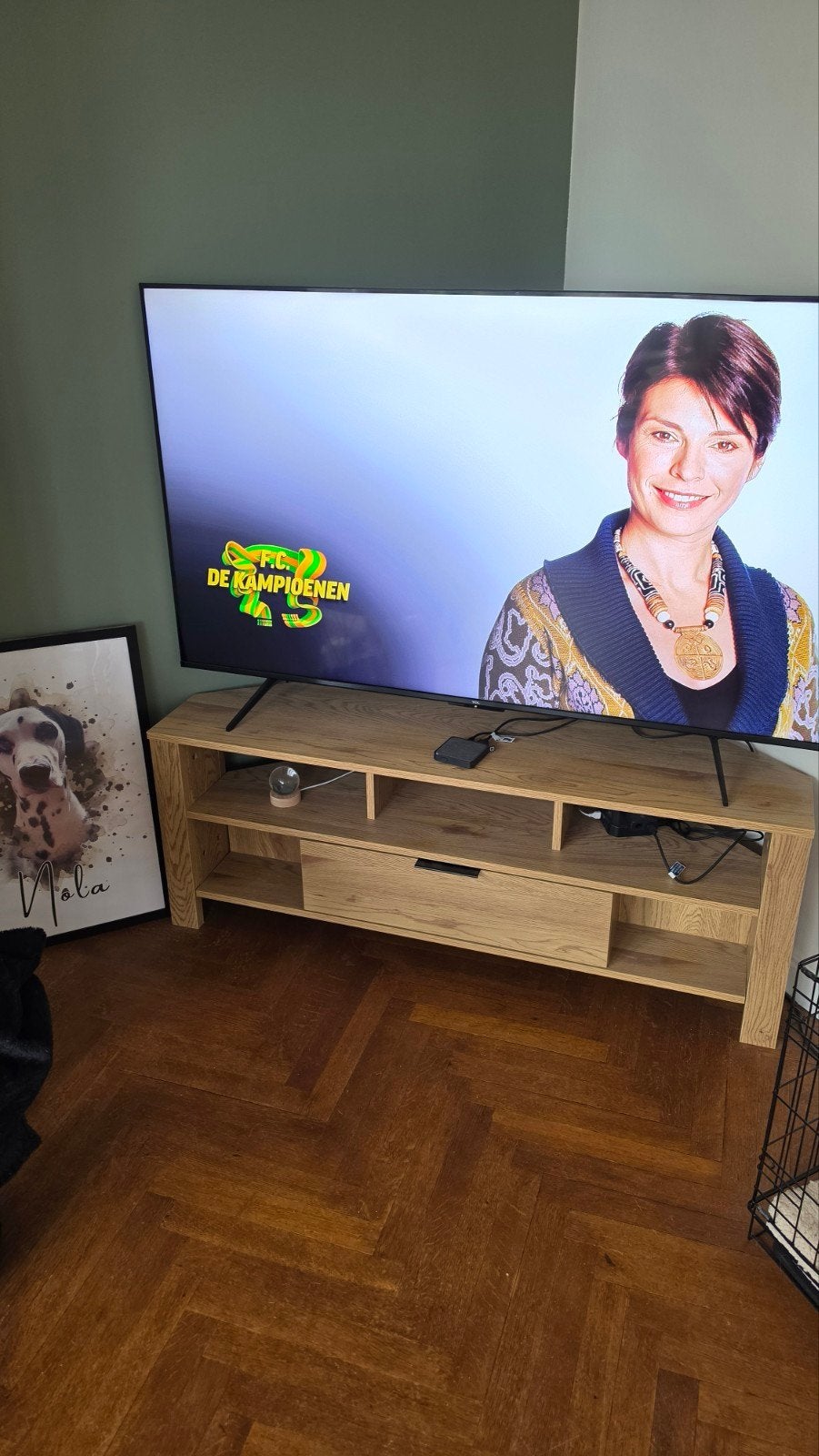 TV-hoekkast / TV-meubel houtlook – 120 cm, Ophalen, Zo goed als nieuw, 100 tot 150 cm