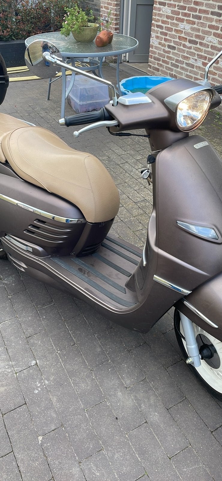 Scooter peugeot django, Fietsen en Brommers, Ophalen, Zo goed als nieuw, Peugeot