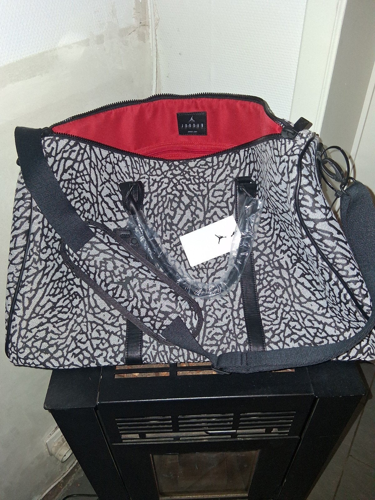 Jordan schoudertas van 40 liter, Handtassen en Accessoires, Ophalen of Verzenden, Zo goed als nieuw, Wit, Overige merken