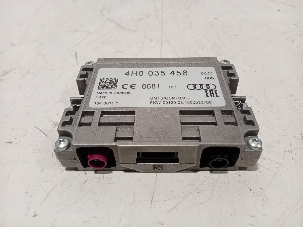 Antenne versterker Volkswagen Passat, Auto diversen, Autoradio's, Ophalen of Verzenden, Van der Ven Autorecycling B.V., Onderdelen@venauto.nl