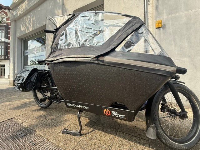Urban Arrow Family Cargo Line 2023 – 4.500 km – uitrusting, Fietsen en Brommers, Ophalen, Schijfrem
