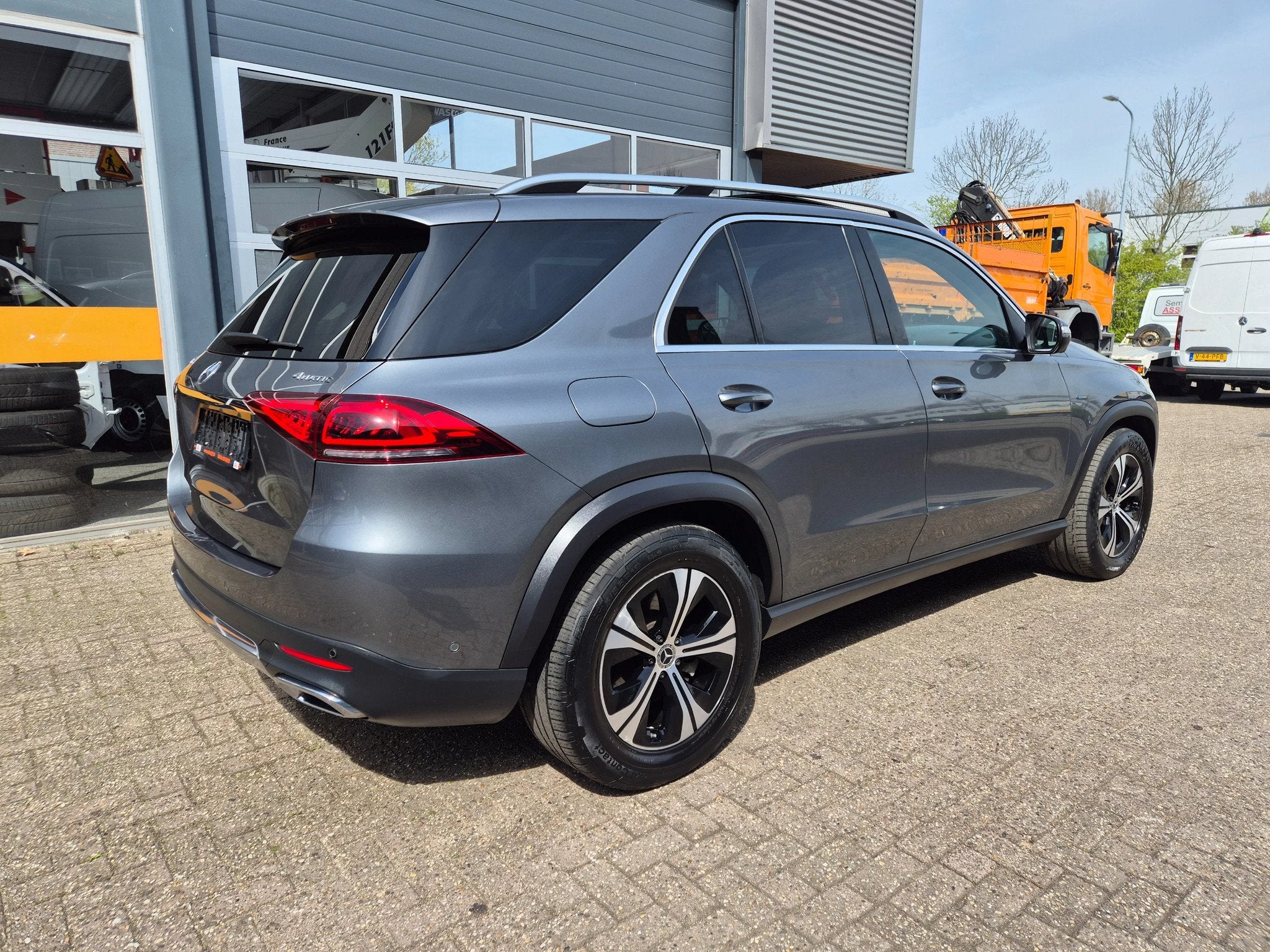 Mercedes-Benz GLE 350de/ 4WD/ Pano/ Full/ EXPORT (bj 2021), Automaat, Dealer onderhouden, 2800 kg, GLE