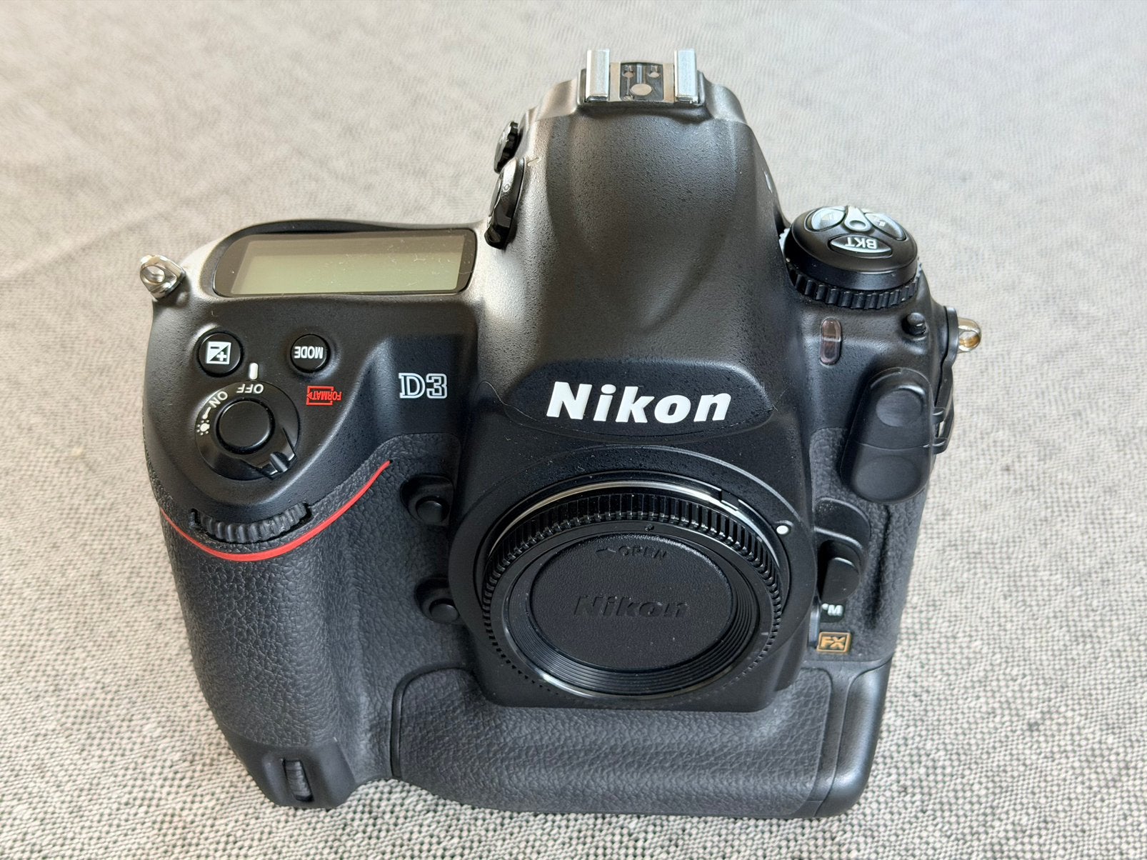 Nikon D3, TV, Hi-fi & Vidéo, Enlèvement ou Envoi, 12 mégapixels, Autres types, Nikon