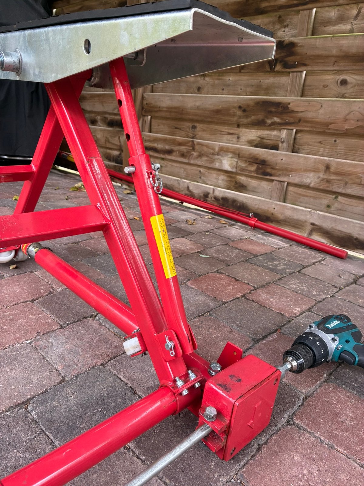 Mobiele autolift (poetsbrug) tot 1500kg, Auto diversen, Ophalen, Zo goed als nieuw