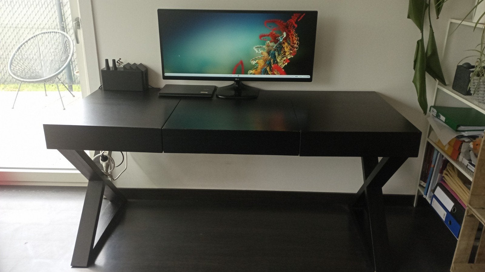Bureau met ingebouwde opbergmogenlijkheden, Huis en Inrichting, Bureaus, Ophalen, Zwart, Hout