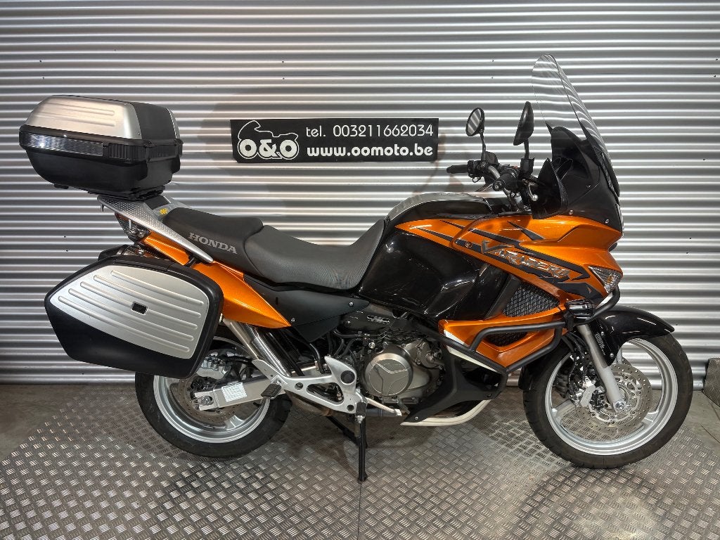 Honda XL1000V Varadero ABS + Garantie + GRATIS onderhoud!, Motoren, 2 cilinders, Occasion, Motorrijbewijs A, Bedrijf