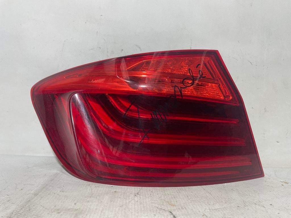 Feu arriere gauche INONDER BMW F10/F11 18408001, Autos : Pièces & Accessoires, Éclairage, BMW, Utilisé, Enlèvement