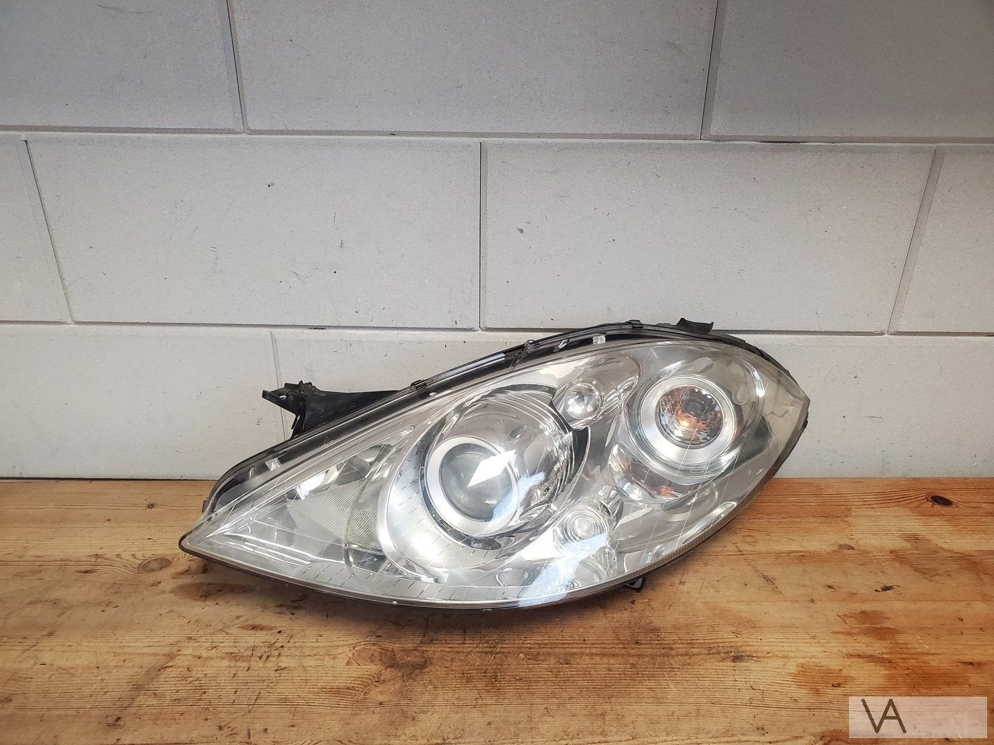 Mercedes A klasse W169 xenon koplamp links a1698201161 €75, Gebruikt, -, Ophalen of Verzenden, -