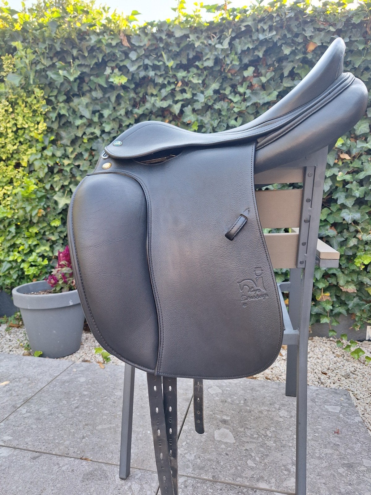 Prestige Top dressage 18 inch, Dieren en Toebehoren, Paarden en Pony's | Zadels, Ophalen, Diepe zit, Middel, XL (18 inch of meer)
