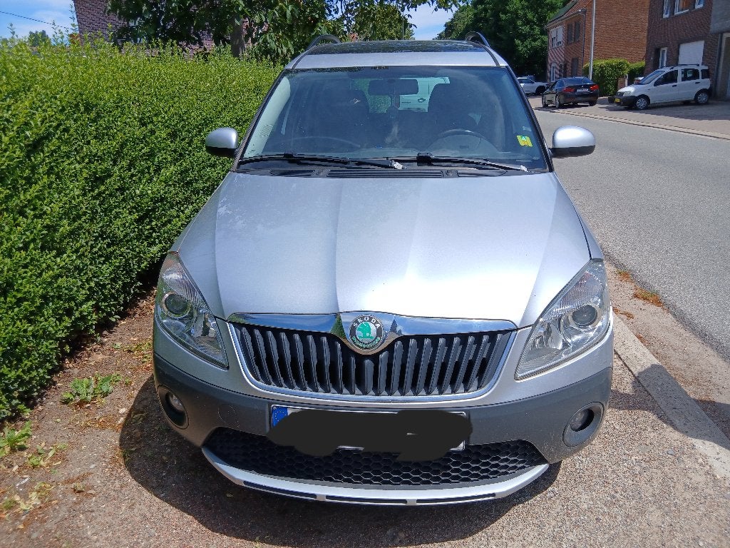 Te mooie skoda roomster 1.6 tdi met panodak en vele opties, Autos, Skoda, Achat, Boîte manuelle, Roomster, 5 portes