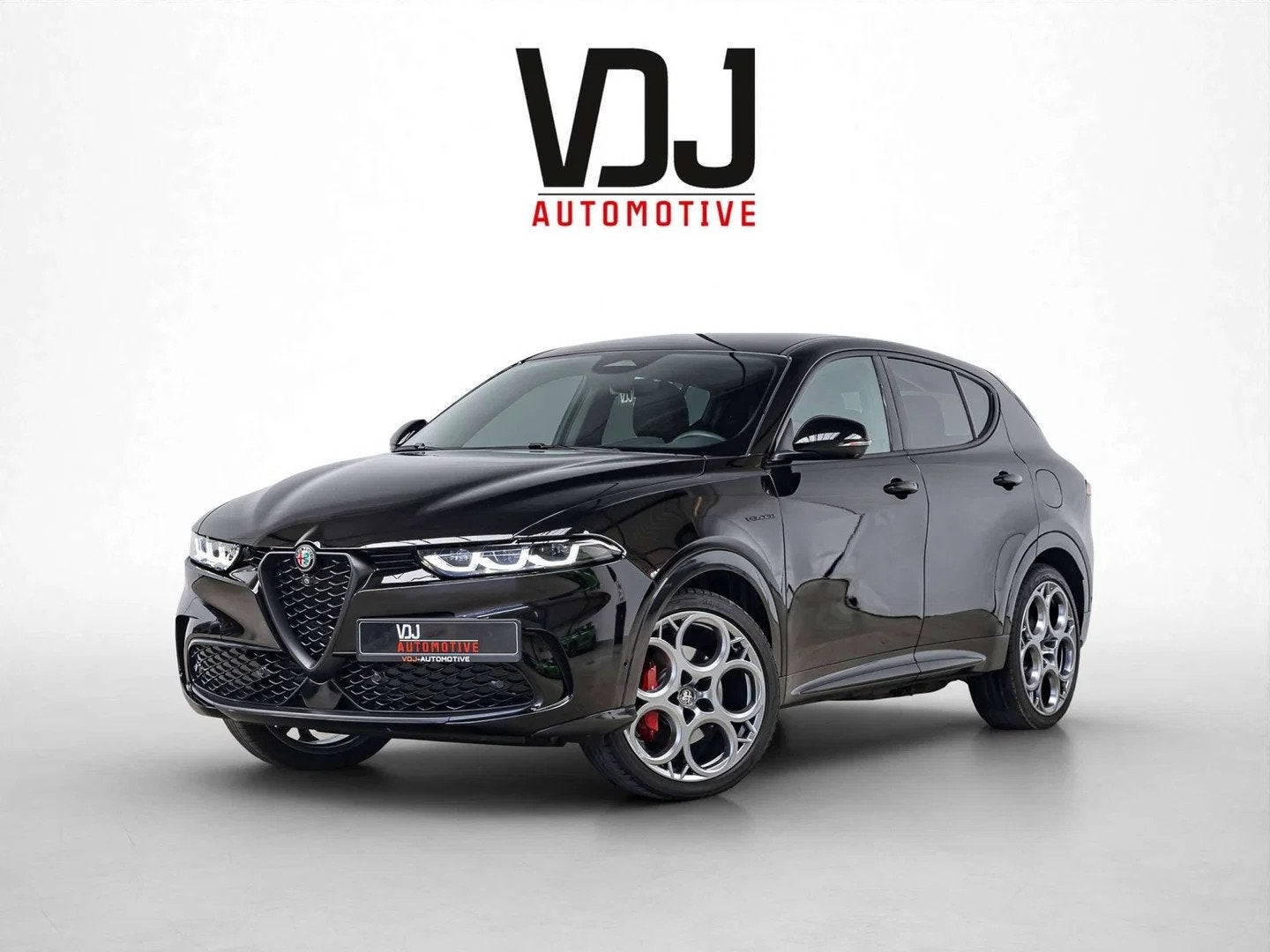 Alfa Romeo Tonale Tonale PHEV 1.3 Q4 VELOCE|LEATHER|360|ZE, Automaat, Gebruikt, Zwart, 4 cilinders
