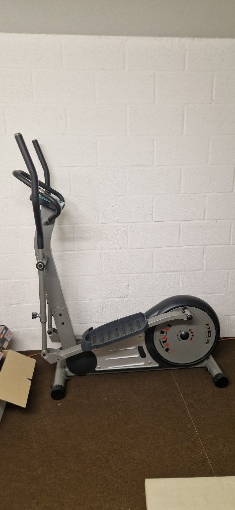 Focus Fitness Fox 5 Crosstrainer, Sport en Fitness, Ophalen, Zo goed als nieuw, Crosstrainer