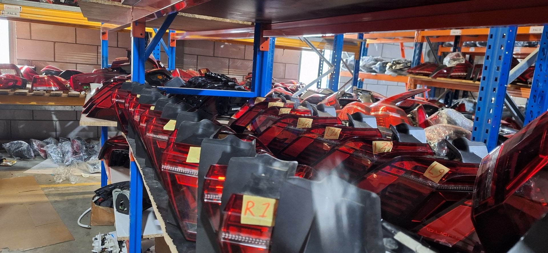 Origineel Volkswagen Tiguan II Achterlicht Links - OEM 5NA94, -, -, Nieuw, Ophalen of Verzenden