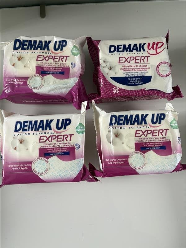 Set van 4x Demak’Up Expert Gezichtsreinigingsdoekjes (Nieuw), Handtassen en Accessoires, Ophalen of Verzenden, Nieuw, Gehele gezicht