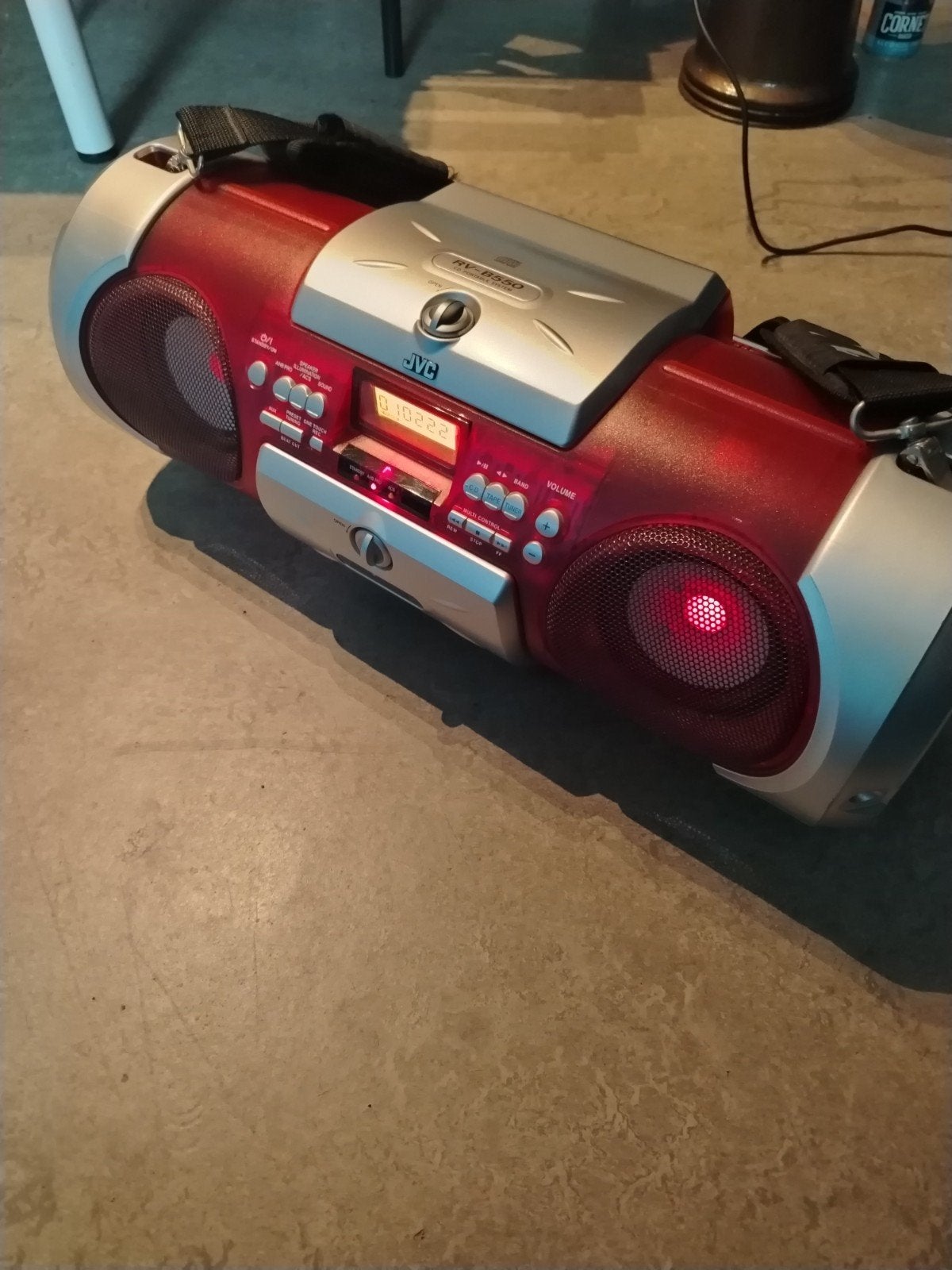 JVC RV-B550 Kaboom – prachtige staat – krachtig geluid – vol, Ophalen, Radio