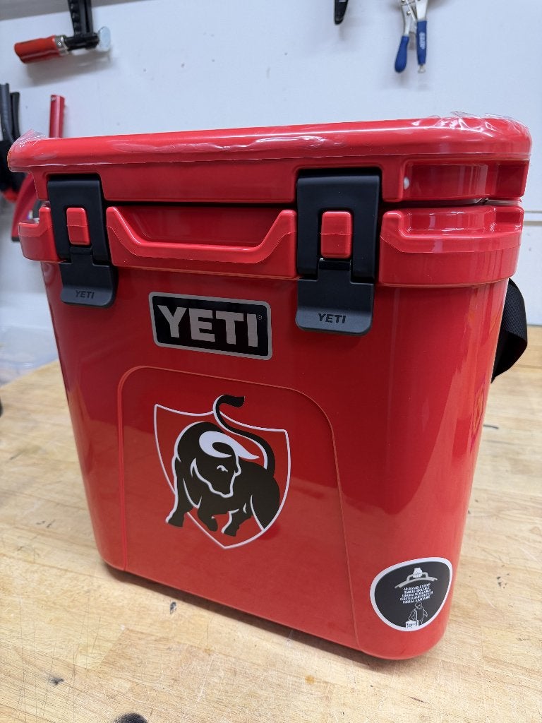 Yeti Roadie 24 "Jupiler edition" - Koelbox, Caravans en Kamperen, Koelboxen, Ophalen, Nieuw, Koelbox, Koelelement