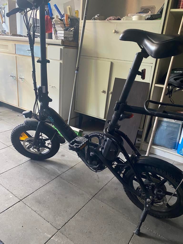 Electrische Fiido plooifiets, Fietsen en Brommers, Fietsen | Vouwfietsen, Ophalen, Zo goed als nieuw