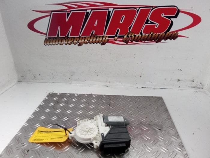 Moteur de vitre portière d'un Seat Ibiza, Autos : Pièces & Accessoires, -, -, 3 mois de garantie, Utilisé