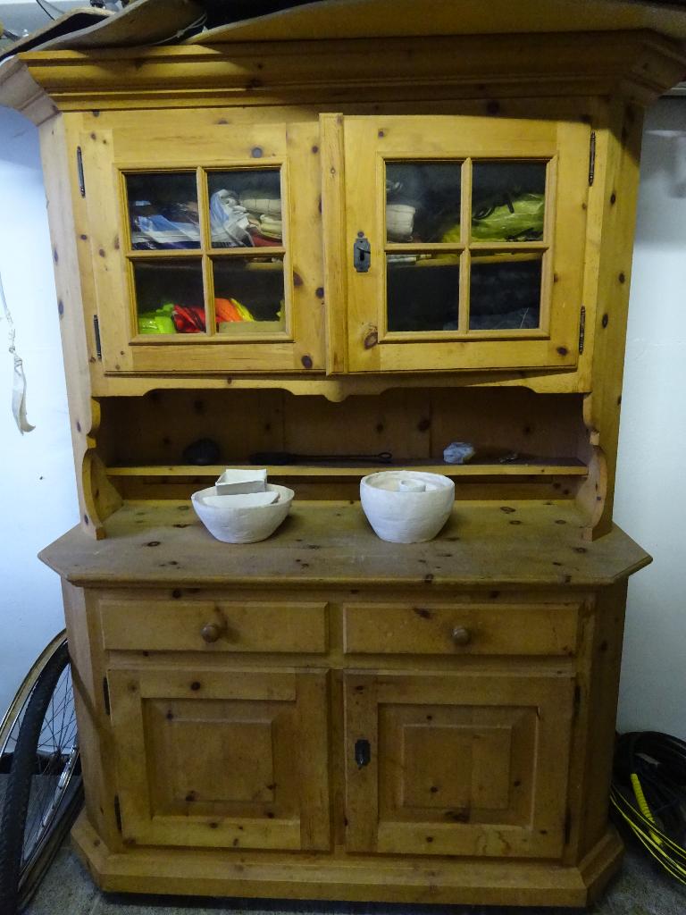 buffet wandkast, Huis en Inrichting, Ophalen, Gebruikt, Met deur(en), Grenenhout