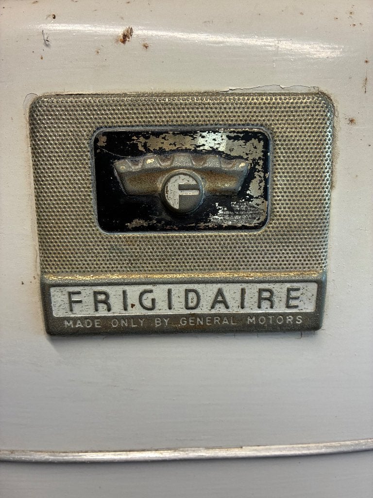 Amerikaanse koelkast frigidaire, Verzamelen, Elektronische Apparatuur, Ophalen