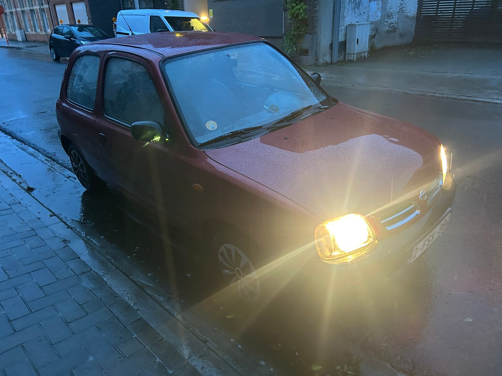 Nissan micra uit 1999, Auto's, Micra, Handgeschakeld, Grijs, Stadsauto