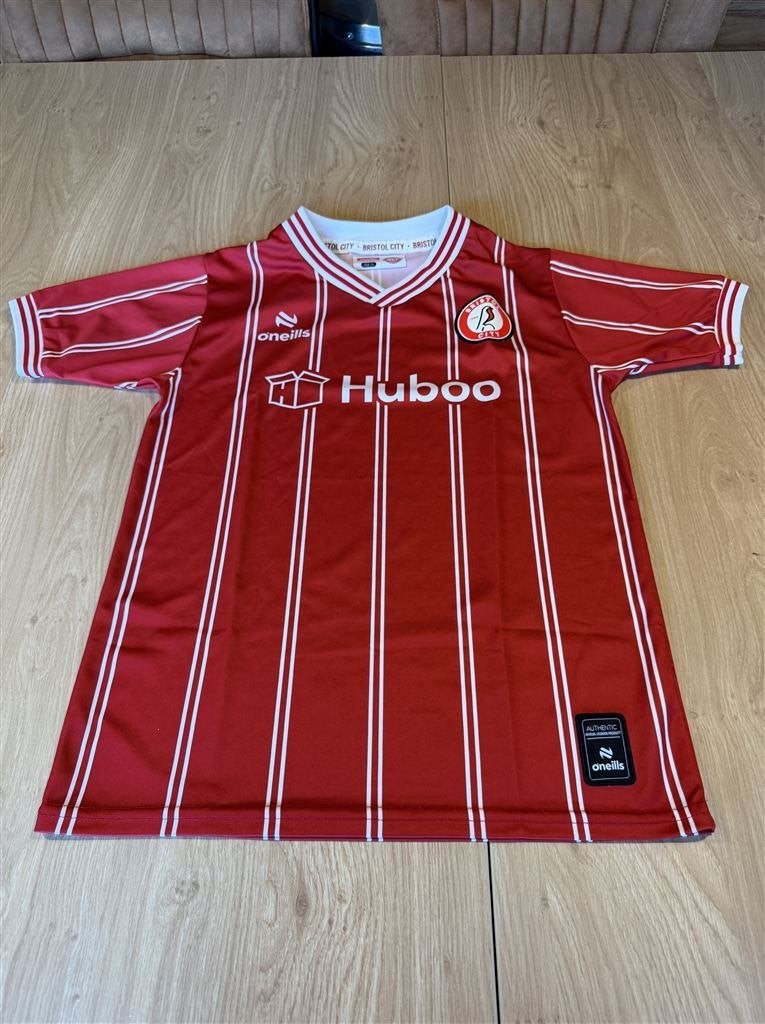 Bristol City FC 2023/24 Thuisshirt Kind Maat 13 Jaar, Sport en Fitness, Voetbal, Ophalen of Verzenden, Zo goed als nieuw