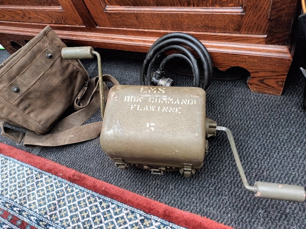 militaria signal corps u.s. army GN-58-A hand generator, Collections, Enlèvement, Armée de terre, Autres types