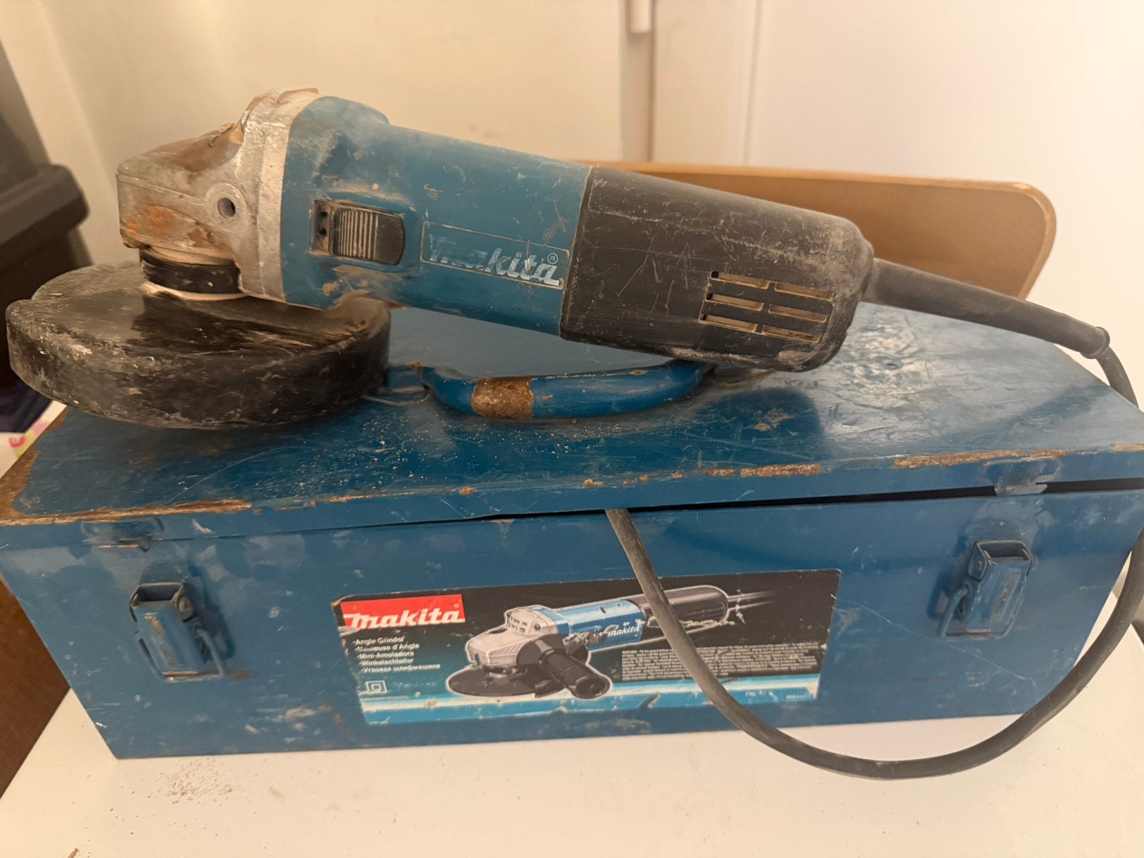 Petite disqueuse sur cable . Fonctionne très bien, Bricolage & Construction, Enlèvement, Utilisé