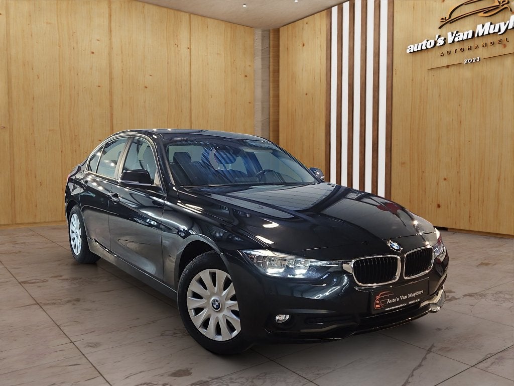 Bmw 318i essence 2015, Autos, BMW, 100 kW, Achat, Euro 6, Entreprise