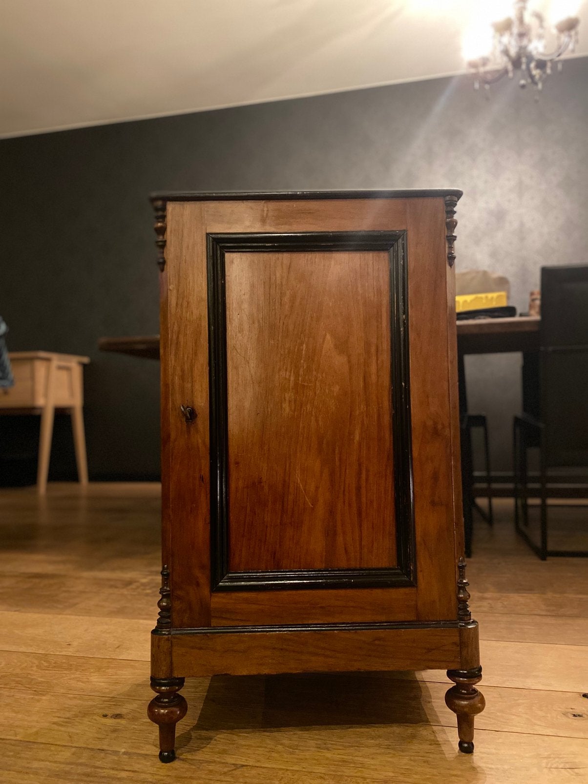Antiek houten kastje – opnieuw gepolierd, Antiek en Kunst, Ophalen