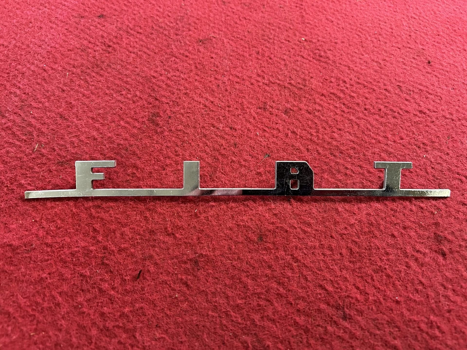 FIAT” 1800 B embleem kofferbak, Autos : Pièces & Accessoires, -, Utilisé, -, -