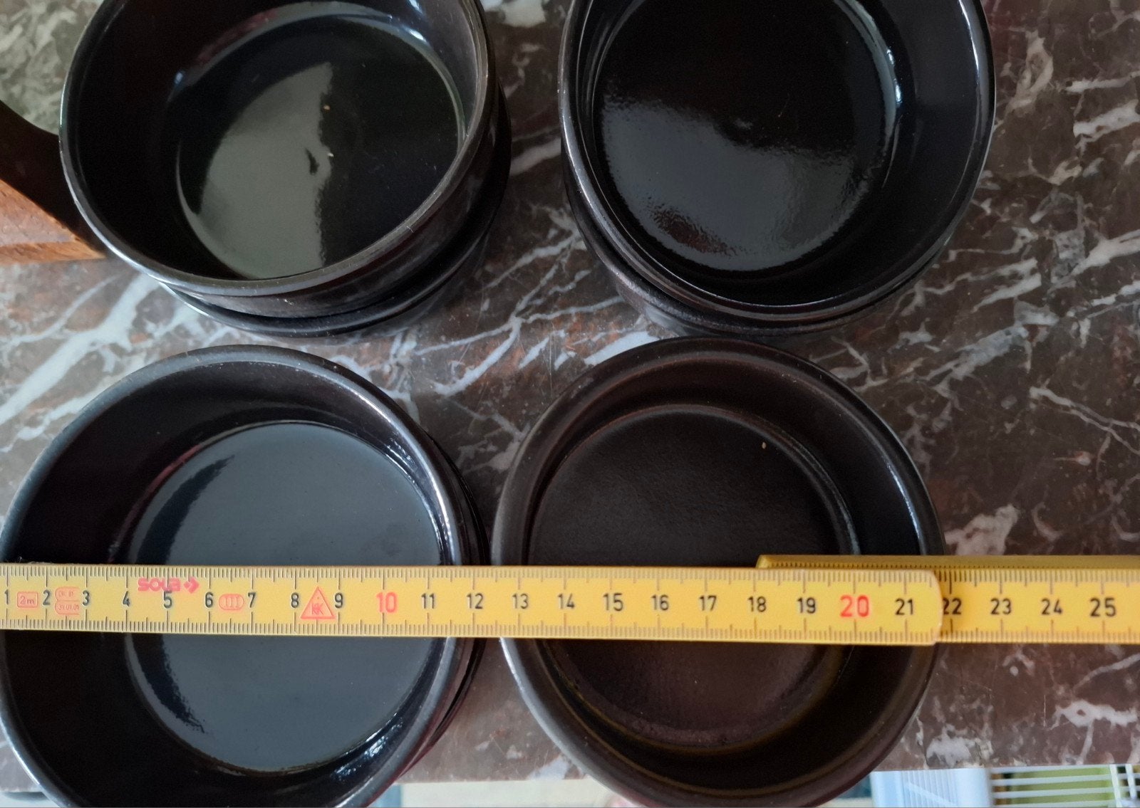 8 verschillende terra cotta tapaschaaltjes 8 stuks 5 euro., Ophalen
