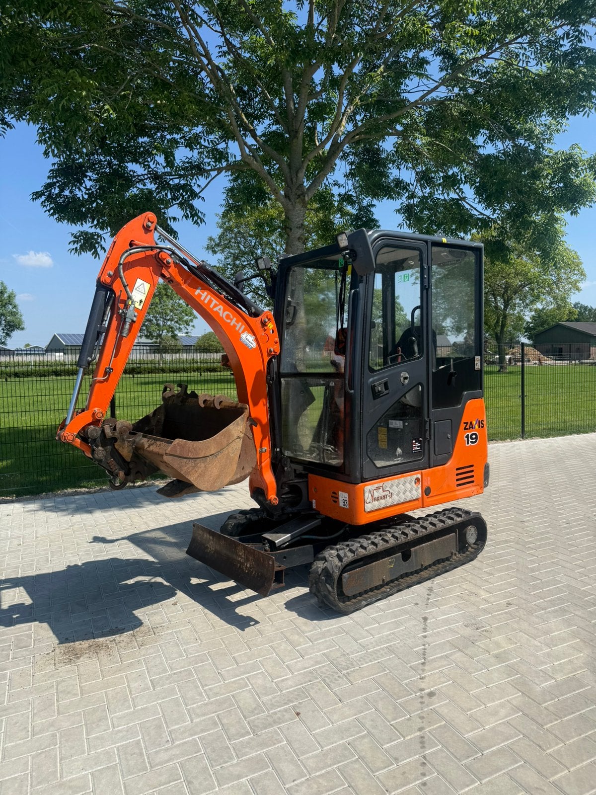 Hitachi mini graver zaxis 19, Enfants & Bébés, Jouets | Duplo & Lego, Enlèvement ou Envoi