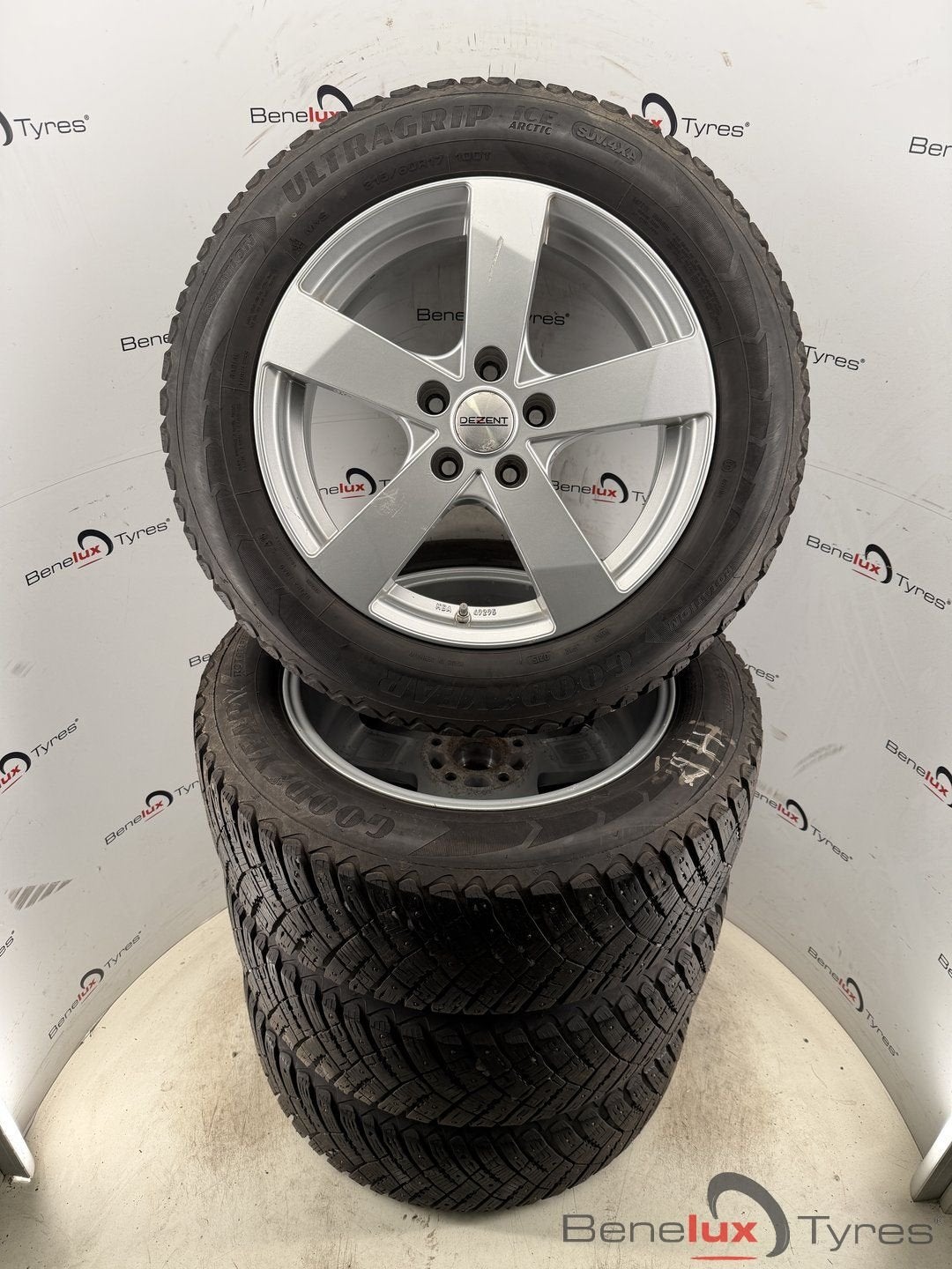 Renault Arkana Captur Fluence Kadjar Kangoo Megane Laguna GT, -, -, Banden en Velgen, 17 inch