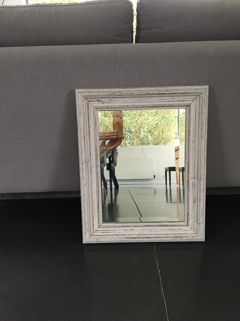 Miroir en bois blanc patiné, Ophalen, Minder dan 50 cm, Gebruikt, Minder dan 100 cm