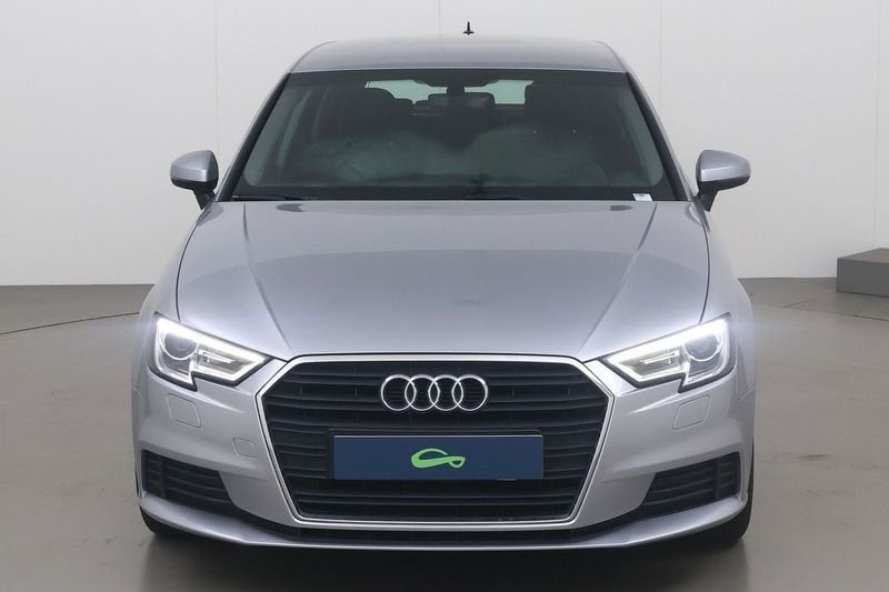 Audi A3 Sportback 35 tfsi act (eu6d-temp) 150, Autos, Audi, Argent ou Gris, Entreprise, Noir, 1498 cm³